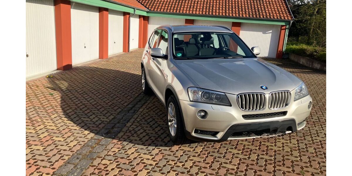 BMW X3 165.000 km 13.900 &euro; Goslar 38644