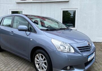 Toyota Verso 165.000 km 6.990 &euro; Goslar 38644