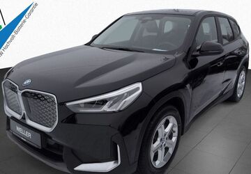 BMW iX1 25.006 km 33.290 &euro; Braunschweig 38112