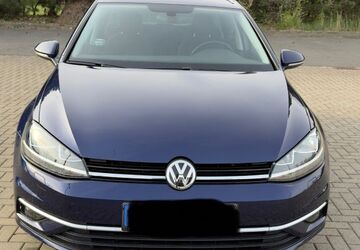 VW Golf 33.826 km 14.990 &euro; Salzgitter 38259
