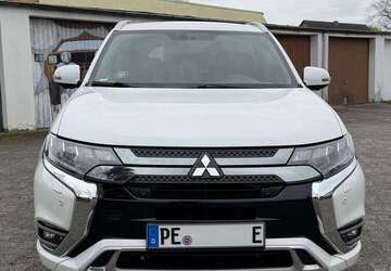 Mitsubishi Outlander 69.000 km 23.500 &euro; Wedtlenstedt 38159